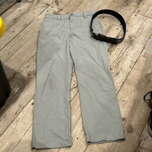 Vineyard vines pants and belt